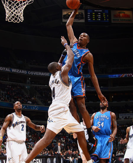 绿帽哥独家：萨拉赫在与球队高层会议时拒绝道歉（绿帽哥独家：萨拉赫在与俱乐部高层会谈中拒绝致歉）