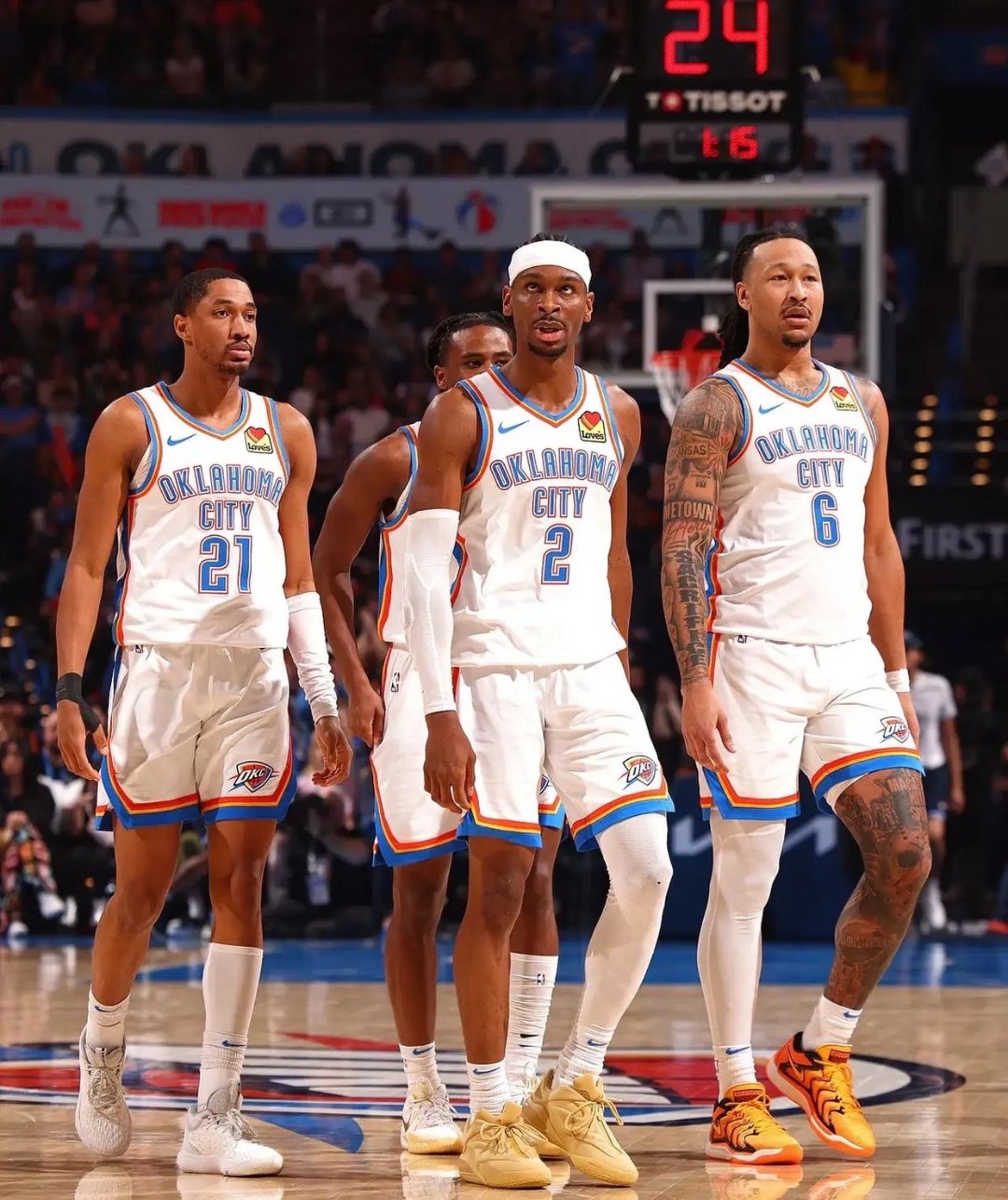 孔蒂：因为伤病我们的中场已经空了，希望坏运气能离我们远去（孔蒂：伤病致中场告急，盼霉运早日远离我们）