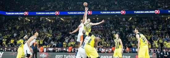 世体：巴萨仍考虑签格里马尔多；坎塞洛、穆尼奥斯也愿意加盟（世体：巴萨未放弃格里马尔多，坎塞洛和穆尼奥斯同样愿加盟）